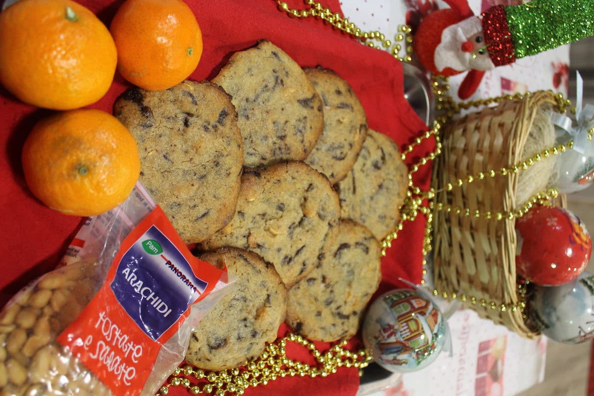 Maxi cookies con arachidi