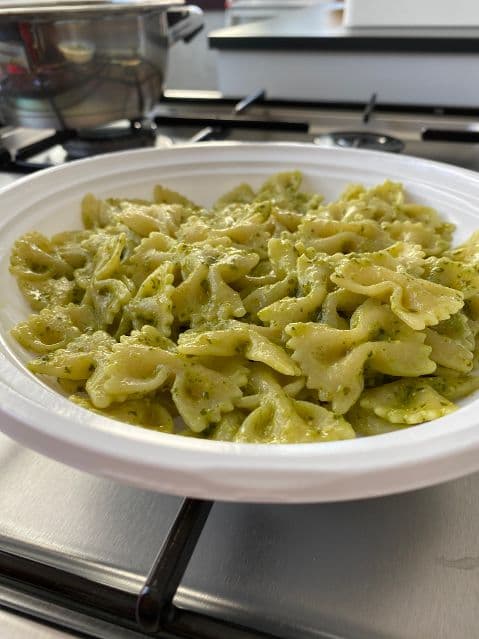 Farfalle al pesto