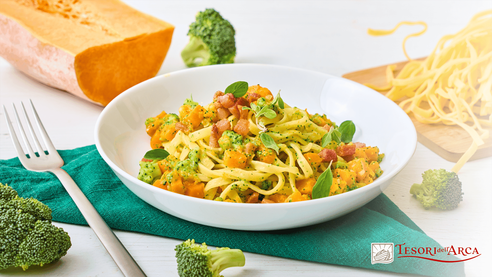 Tagliolini con verdure, parmigiano e guanciale a cubetti