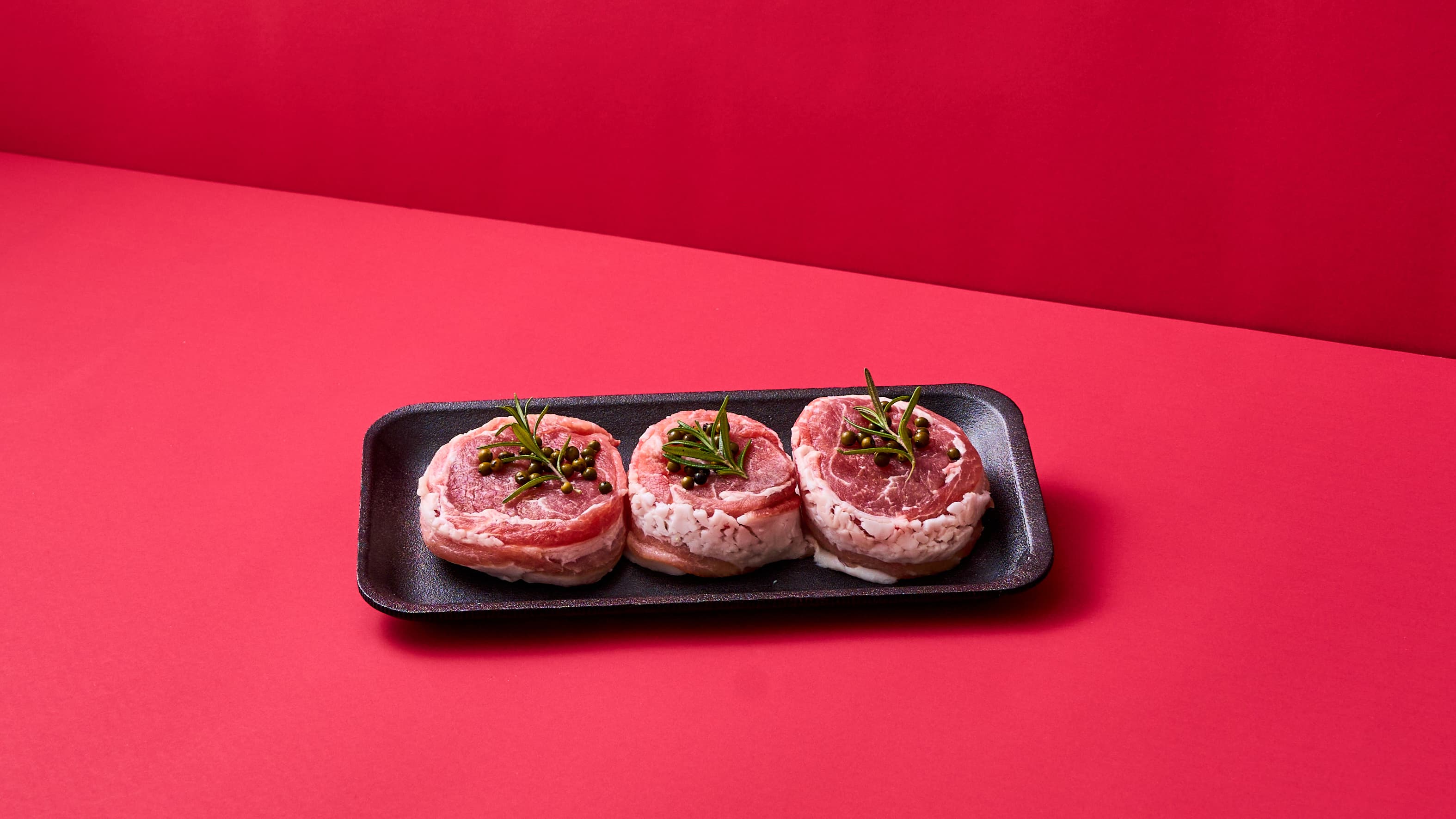 Filetto di Suino con pepe verde, carote glassate miele e zenzero