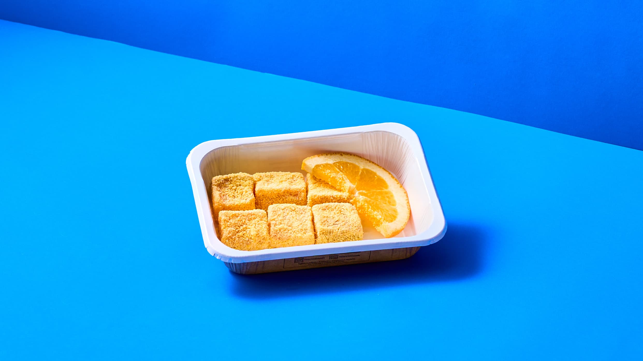 Bocconcini di Salmone panati con insalata di cavolo cappuccio e mela