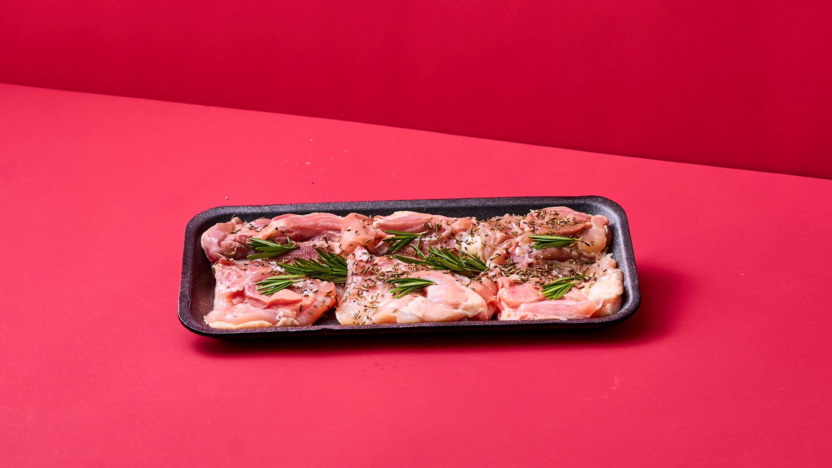 Rustichelle di Pollo aromatizzate con peperoni in agrodolce e timo