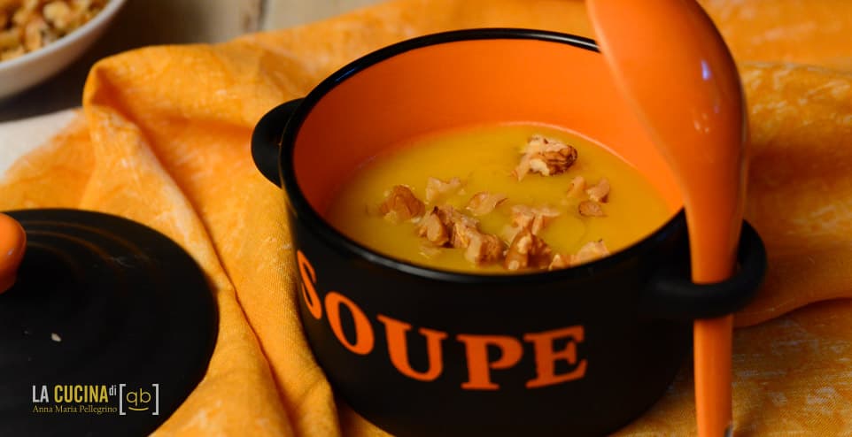 Vellutata di zucca alla curcuma