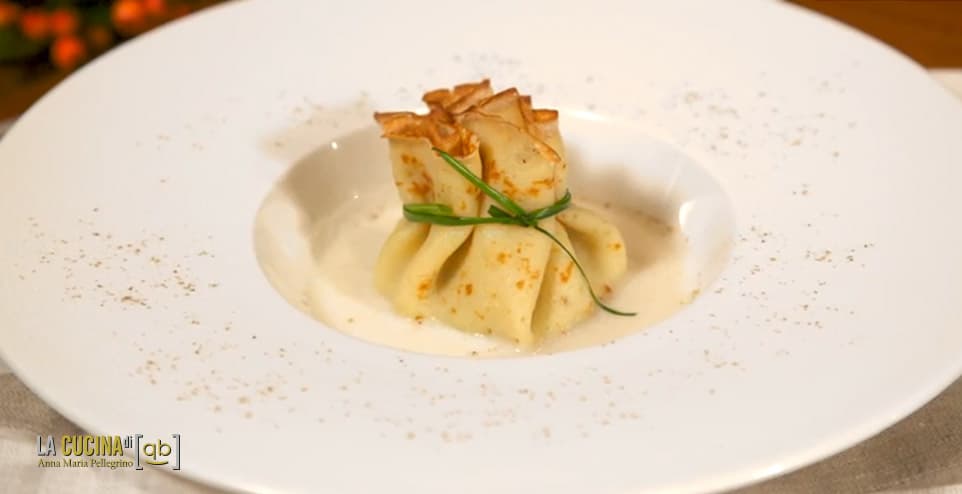 Crêpes di cotechino e lenticchie con fonduta di caprino