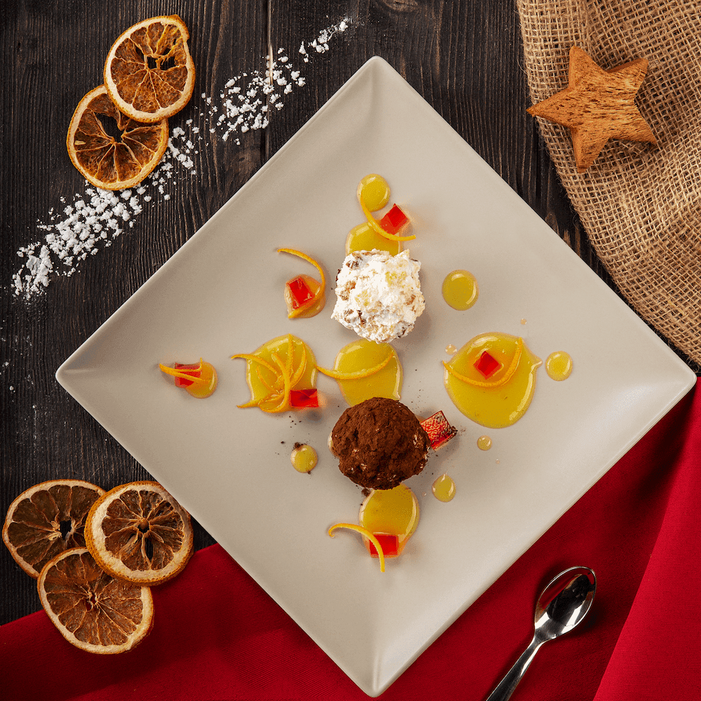 Fiocchi di neve di panettone con gelatina di Alchermes