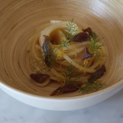 Spaghetto alla chitarra con alici al profumo di limone