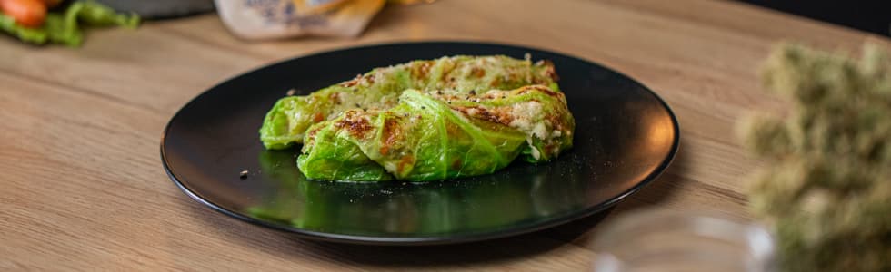 Involtini di verza e salsiccia