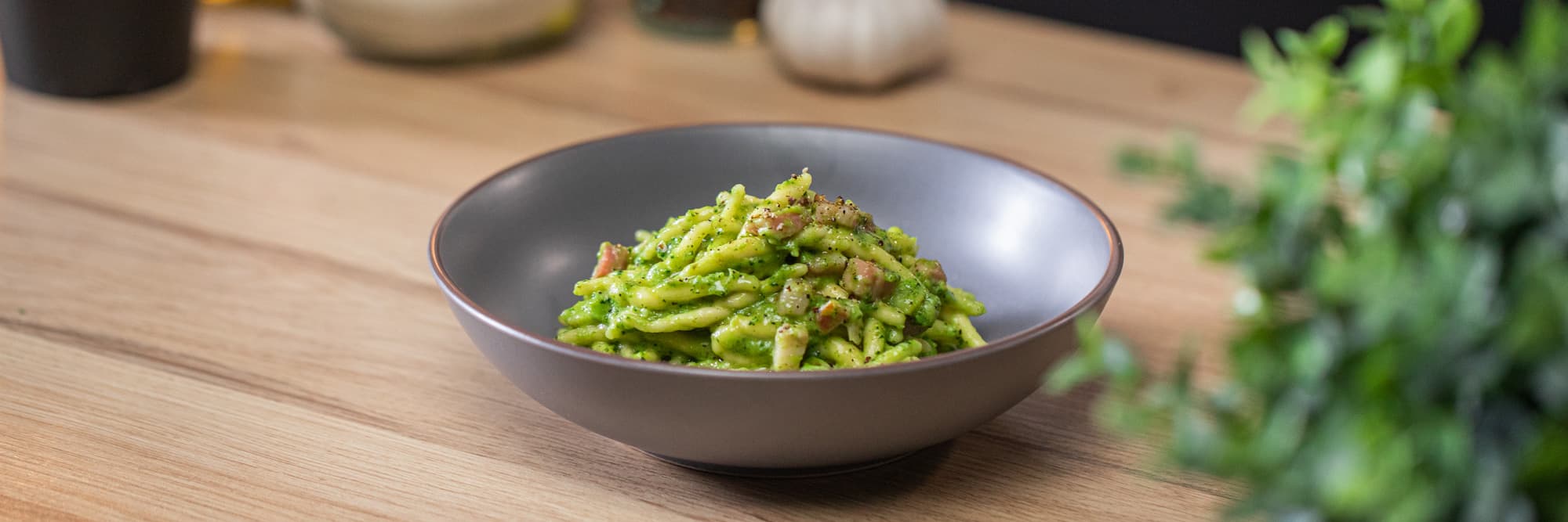 Trofie con crema di broccoli e pancetta
