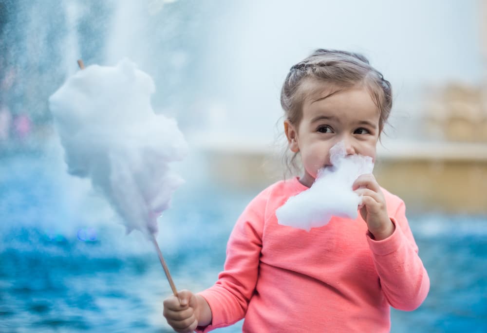 Come nasce lo zucchero filato?