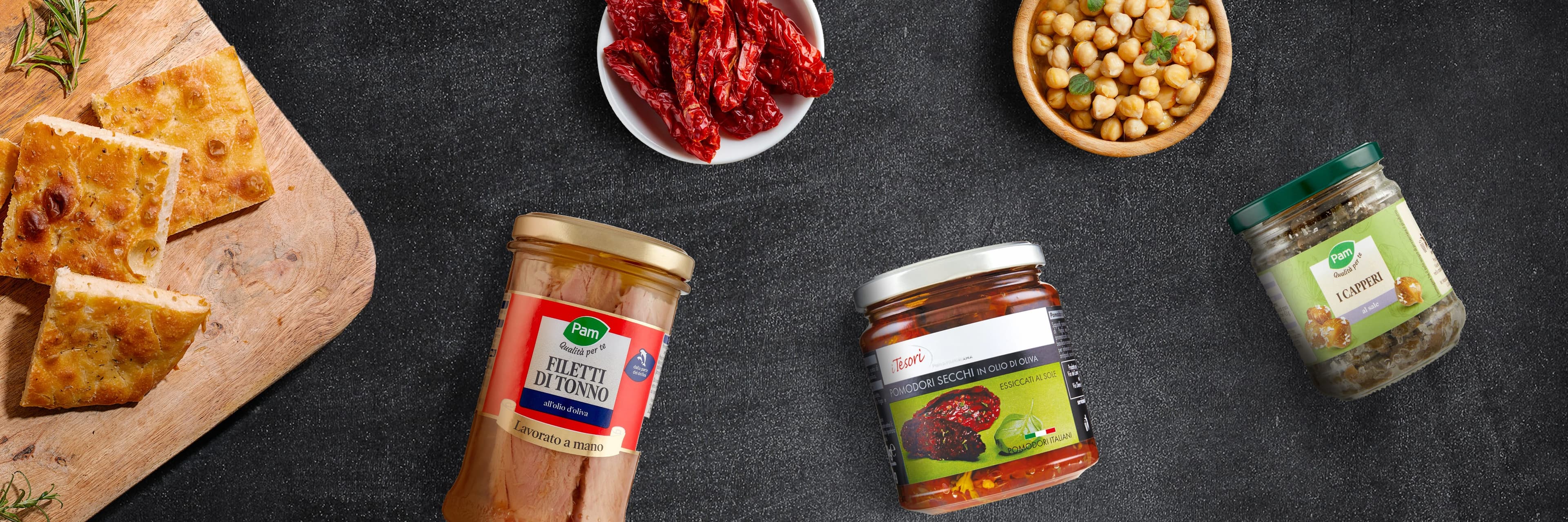 Panino focaccia con tonno, ceci e pomodori secchi