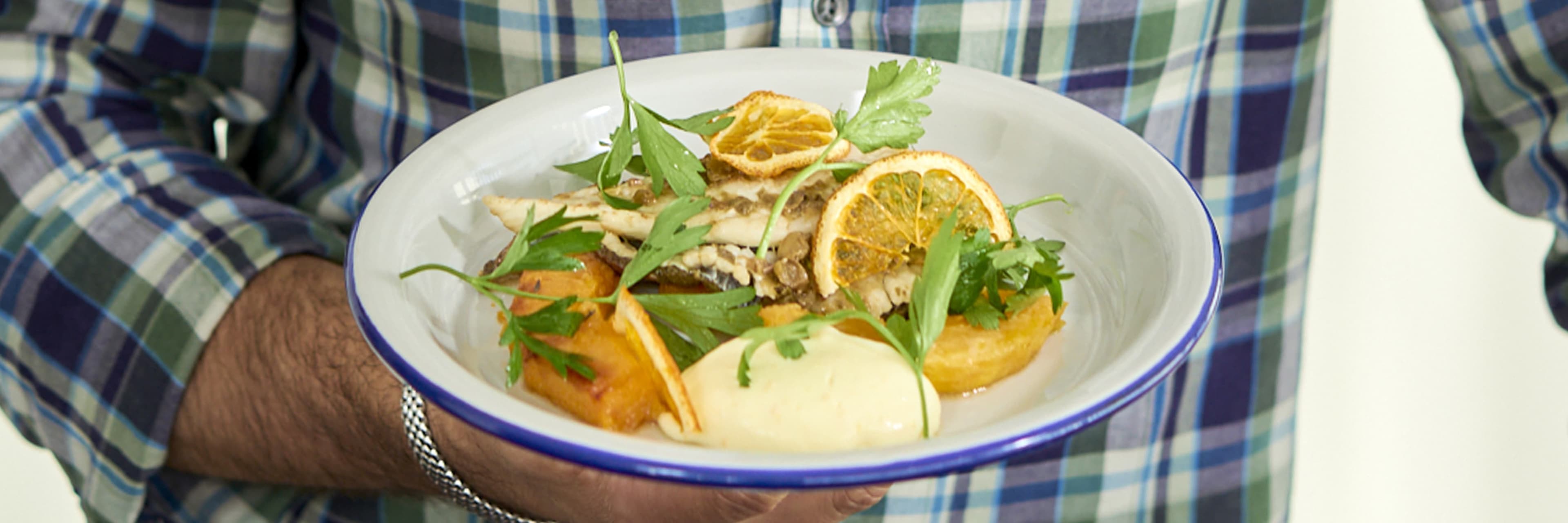 Rombo alla mugnaia, zucca in carpione e maionese alle clementine