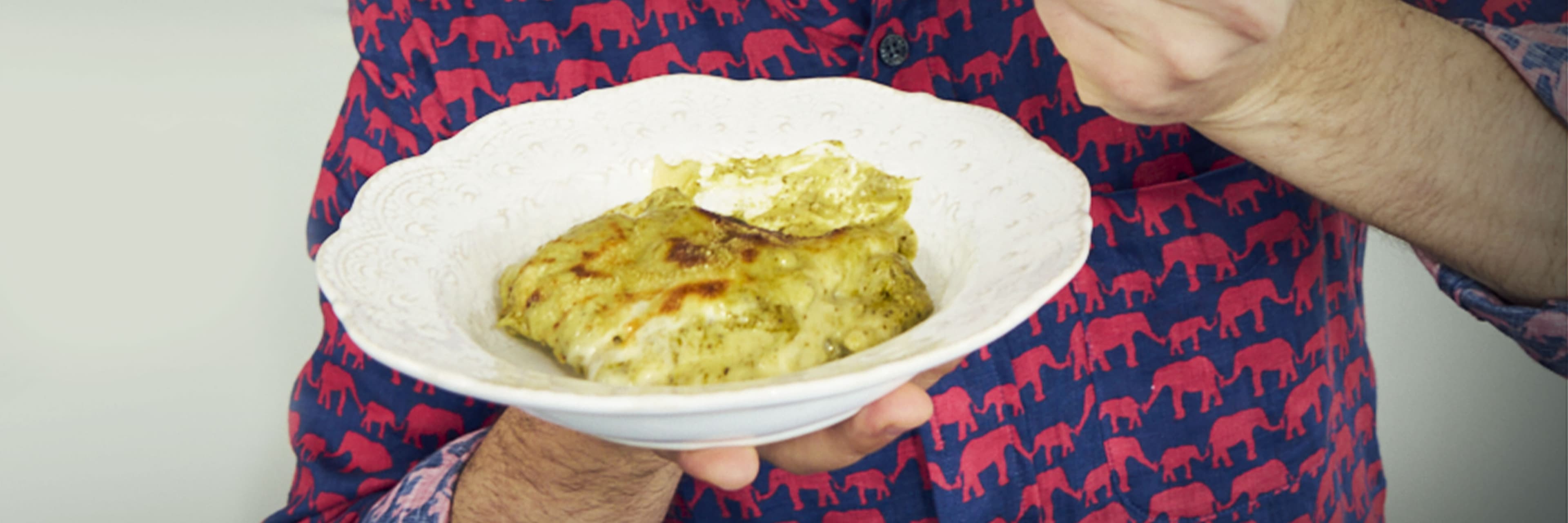 Lasagna ai 4 formaggi DOP con pesto di cime di rapa.