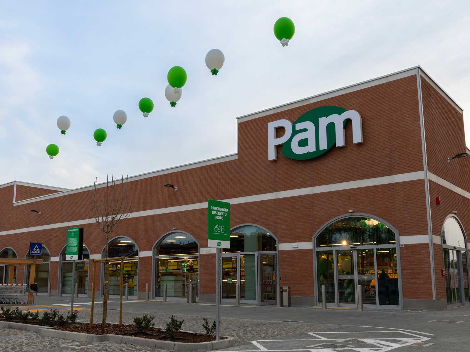 Pam Panorama apre un nuovo supermercato a Bologna