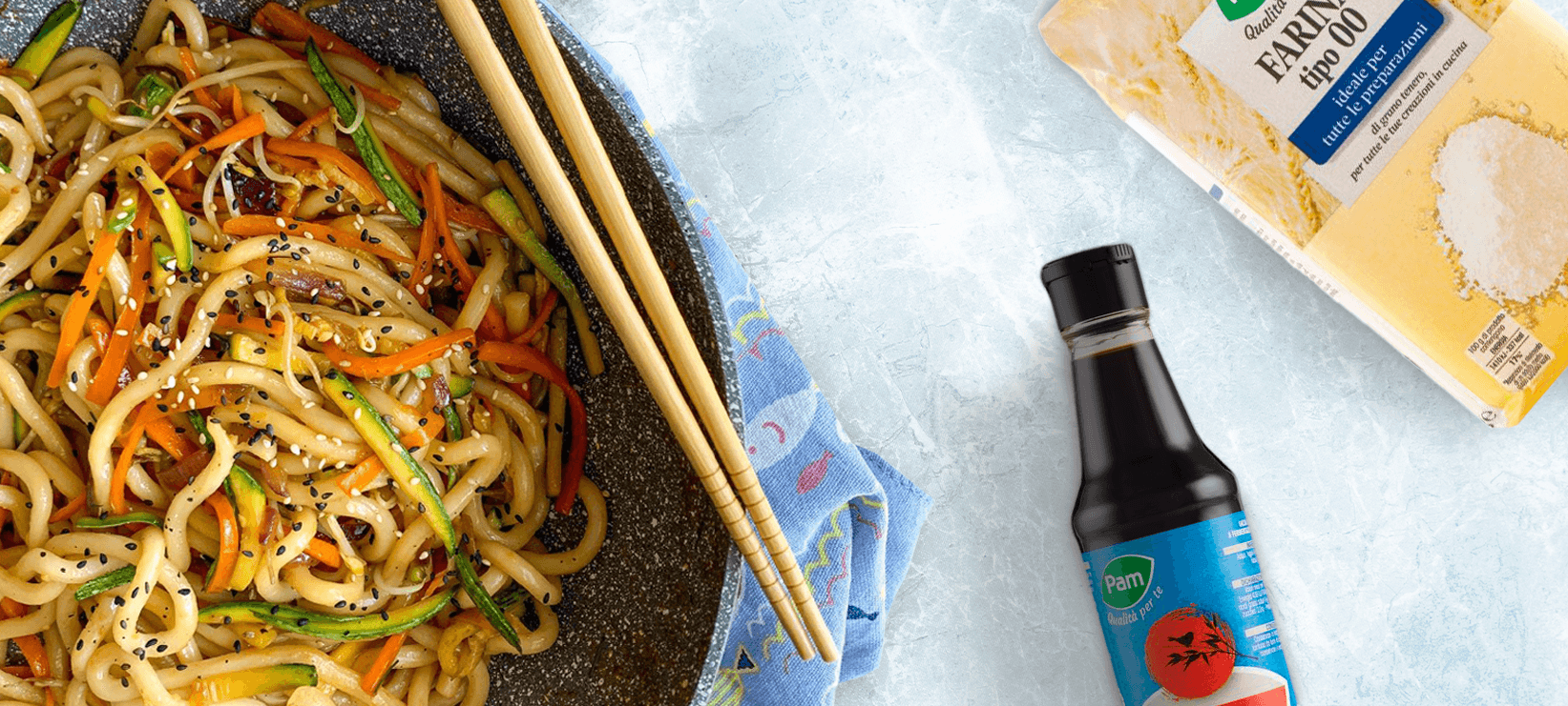 Udon con verdure e semi di sesamo: ricetta deliziosa e super veloce con i THE GOOD foods di Pam local!