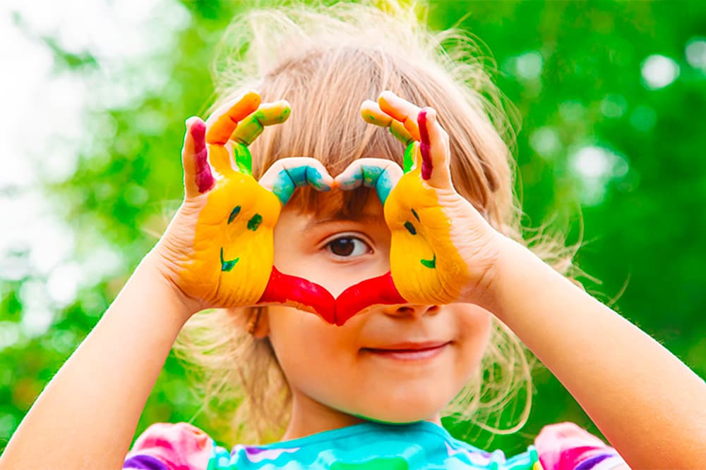 Dalla tavola alla tela: colorare con il cibo﻿