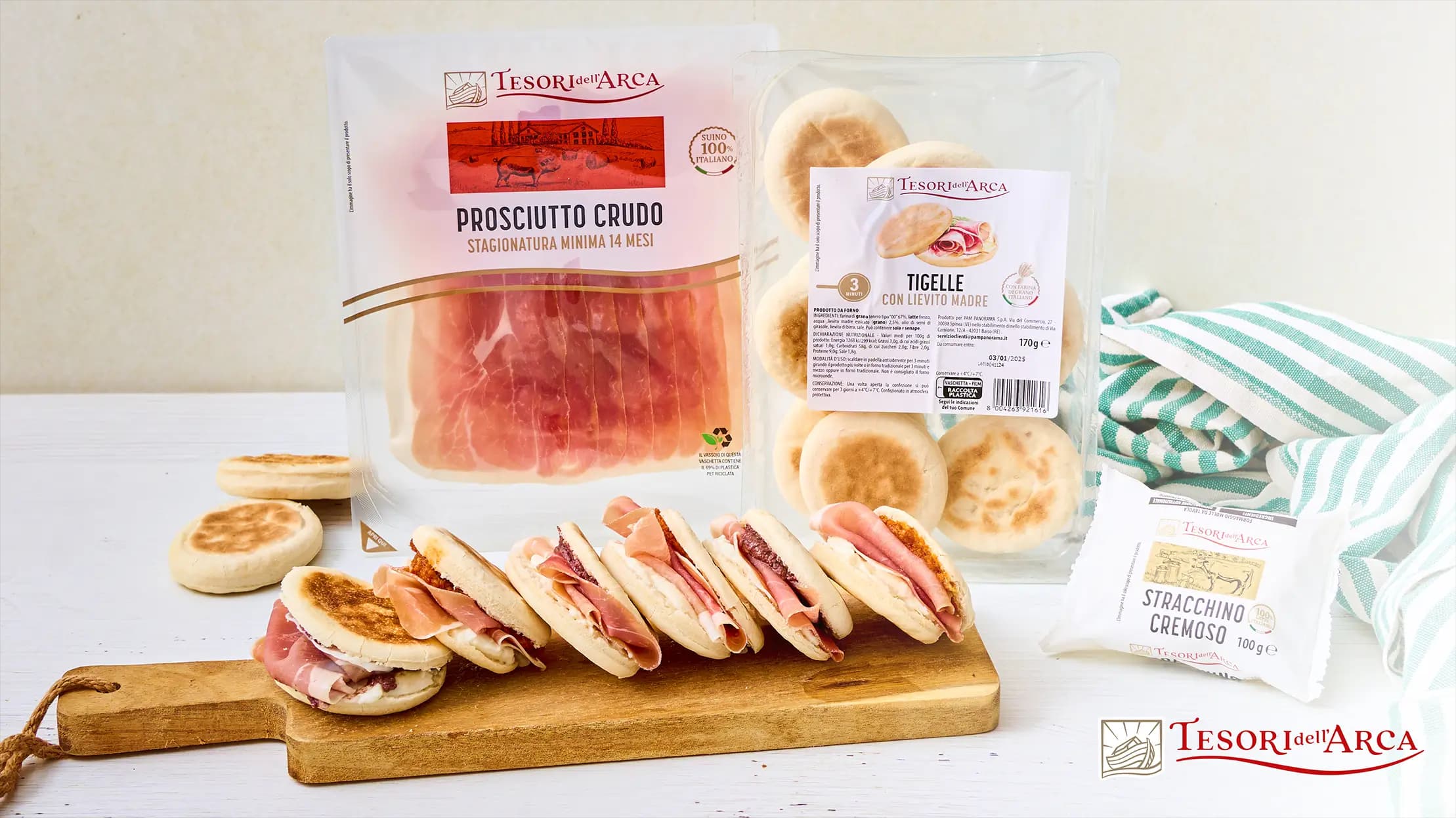 Tigelle con prosciutto crudo e stracchino