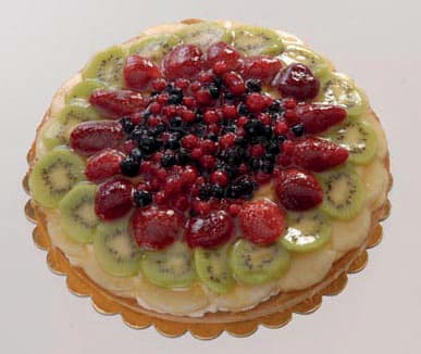 Torta con frutta fresca autoproduzione – immagine 1