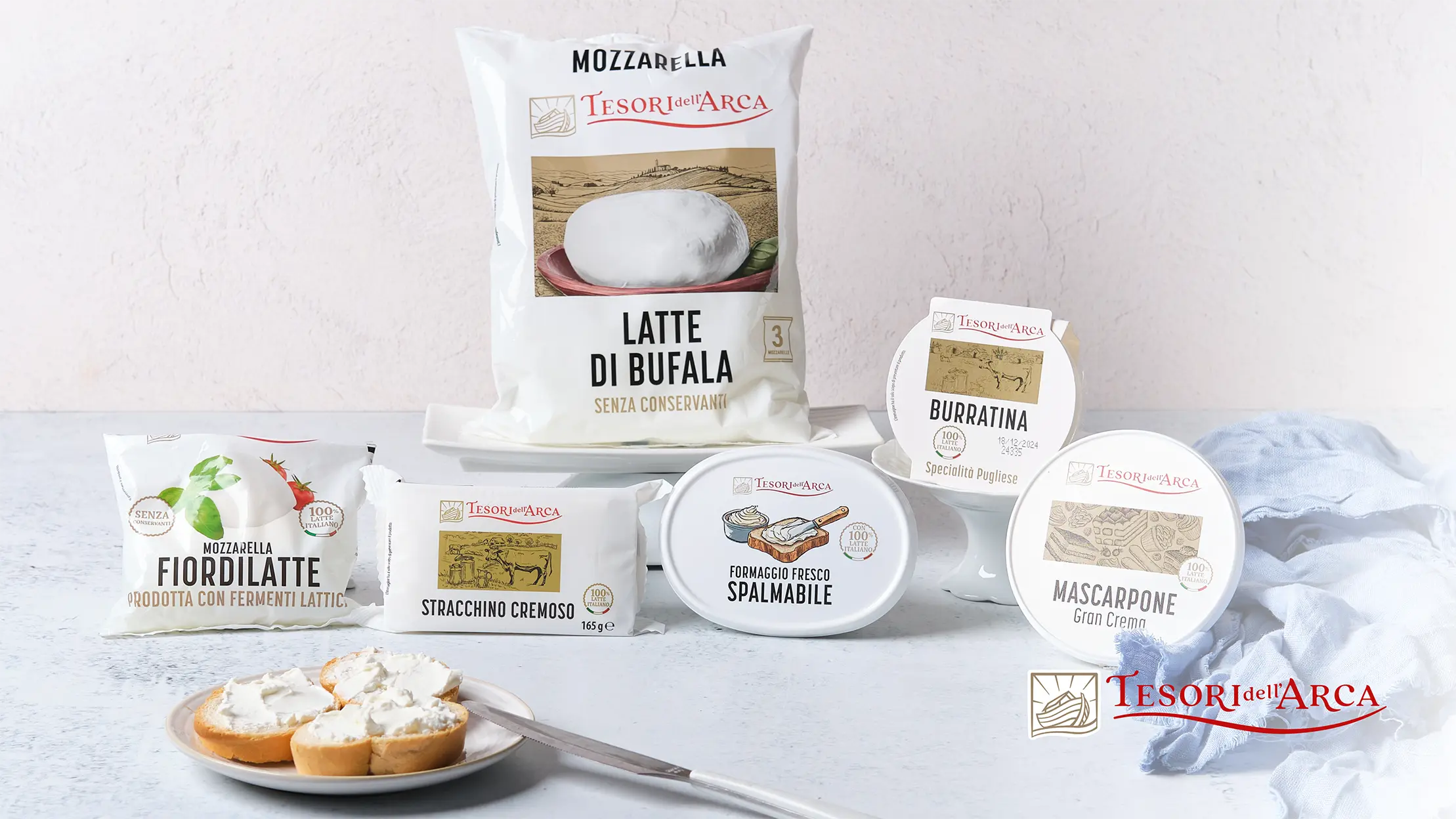 La selezione di formaggi freschi Tesori dell'Arca accontenta ogni palato ed esigenza. Il Formaggio spalmabile e il Caprino di latte vaccino sono ideali per spuntini leggeri o antipasti sfiziosi, la Burratina e la Mozzarella donano freschezza in ogni piatto. La Mozzarella di bufala e lo Stracchino cremoso impreziosiscono ogni ricetta con il loro gusto ricco e il Mascarpone è l'ingrediente immancabile per dolci e dessert.