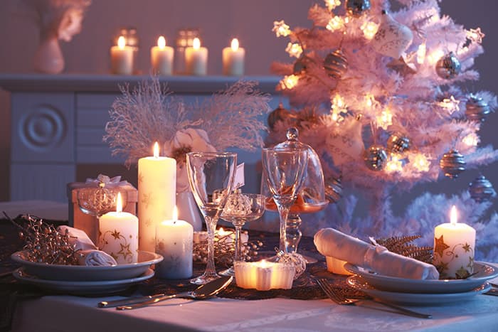 Tavola pronta per le feste