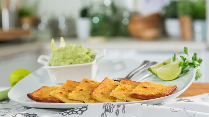 Farinata di ceci con salsa guacamole