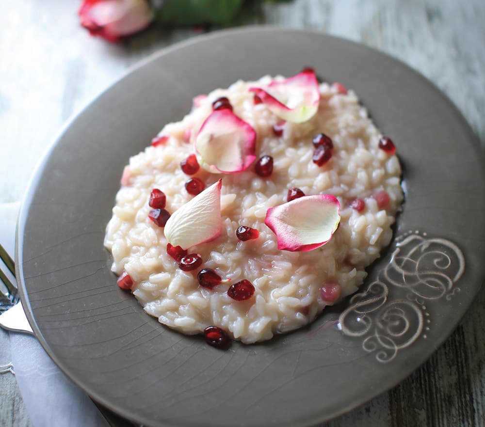 Risotto rose e melagrana