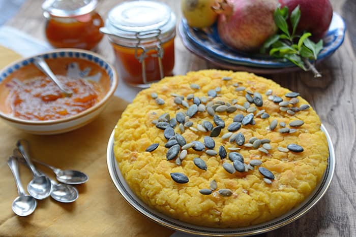 Pane al mais senza glutine con composta di zucca allo zenzero