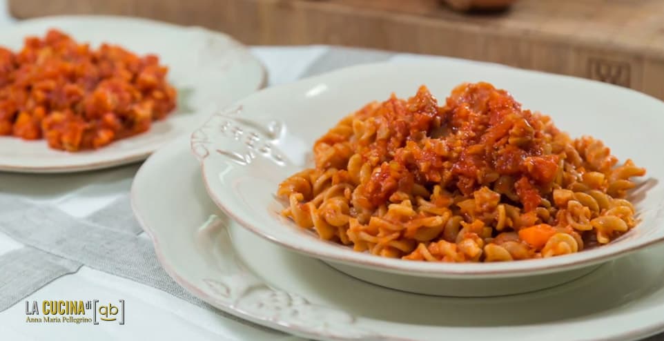 Fusilli integrali al ragù di seitan