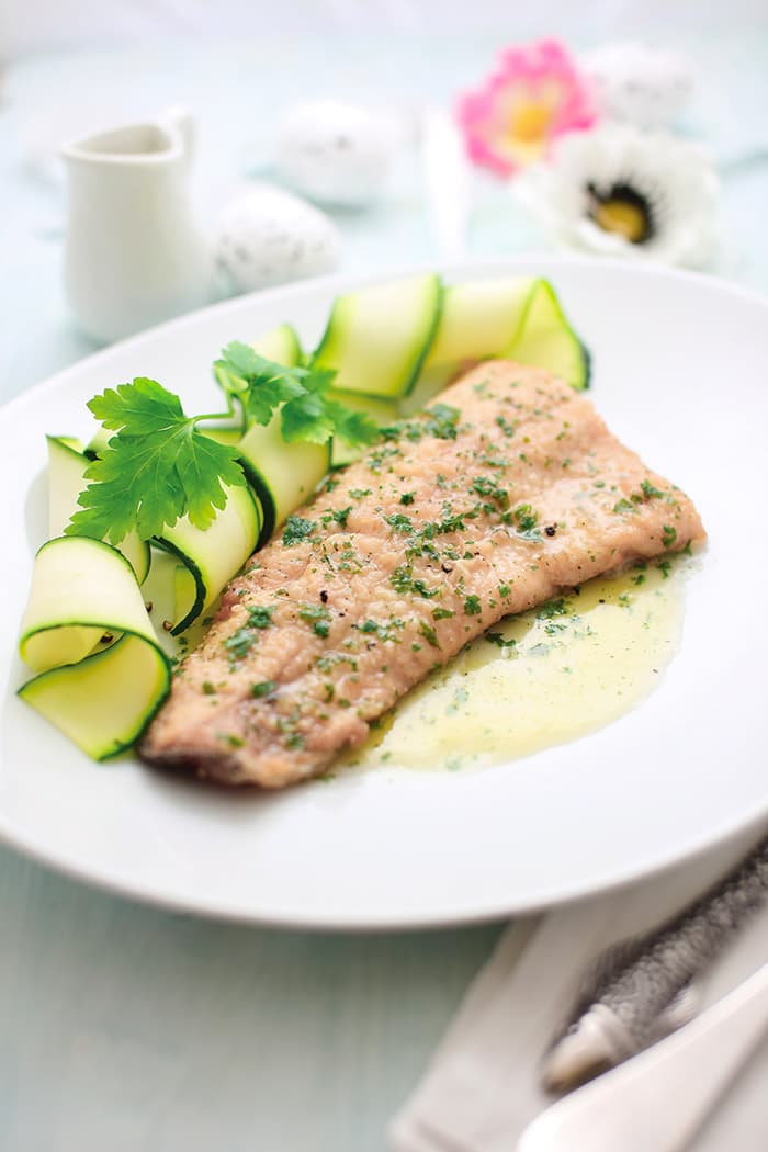 Trota salmonata alla mugnaia