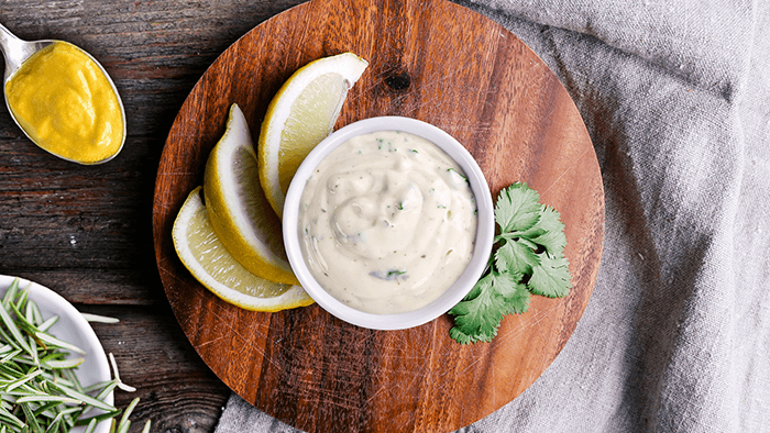 Maionese vegana al rosmarino