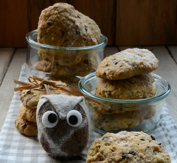 Cookies con zucchero di canna e fiocchi d'avena