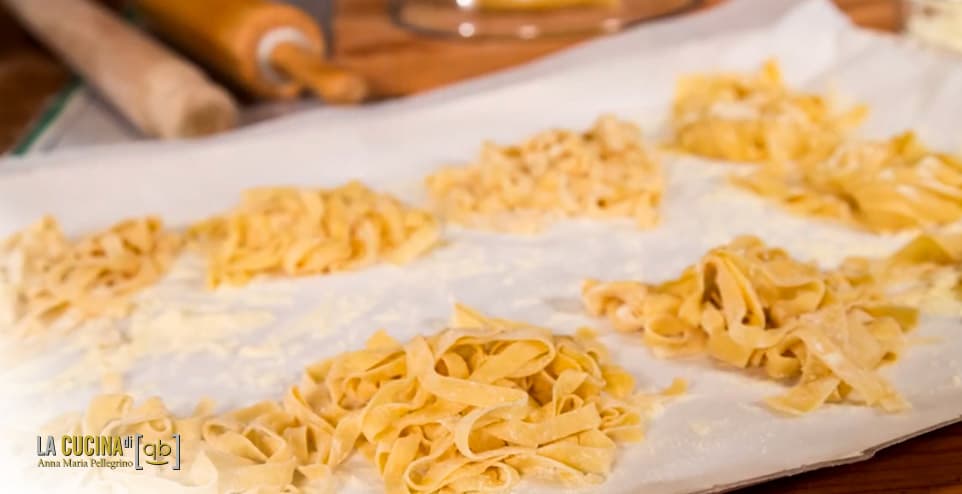 Pasta all'uovo fatta in casa