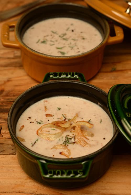 Vellutata di borlotti con cipolla croccante