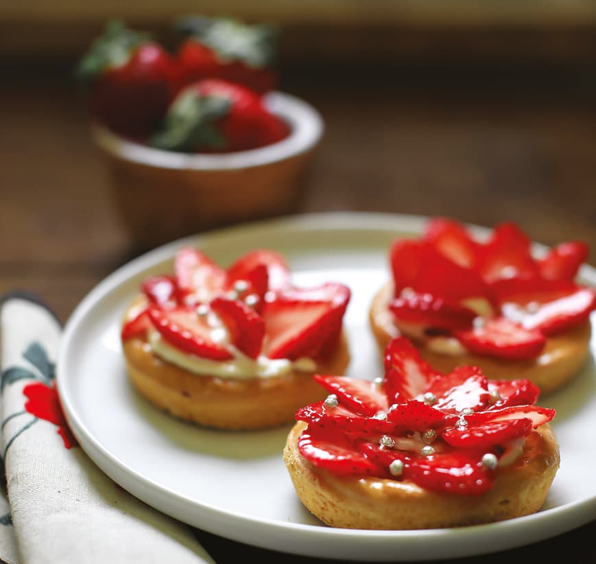 Crostatine di fragole e mandorle