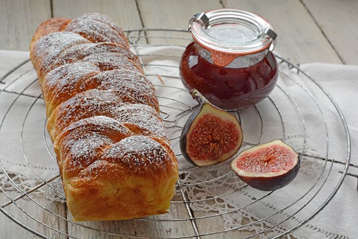 Confettura di fichi e pan brioche no stress